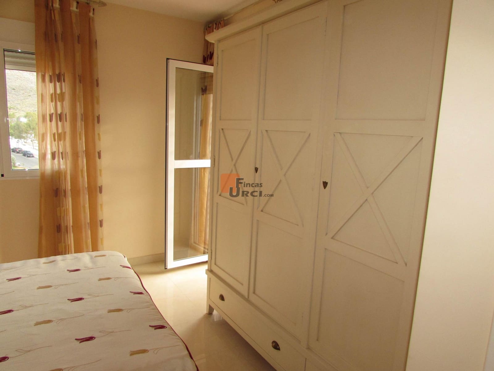 4 bedroom Villa for sale in Calabardina with pool garage - € 335,000 (Ref: 9649989)