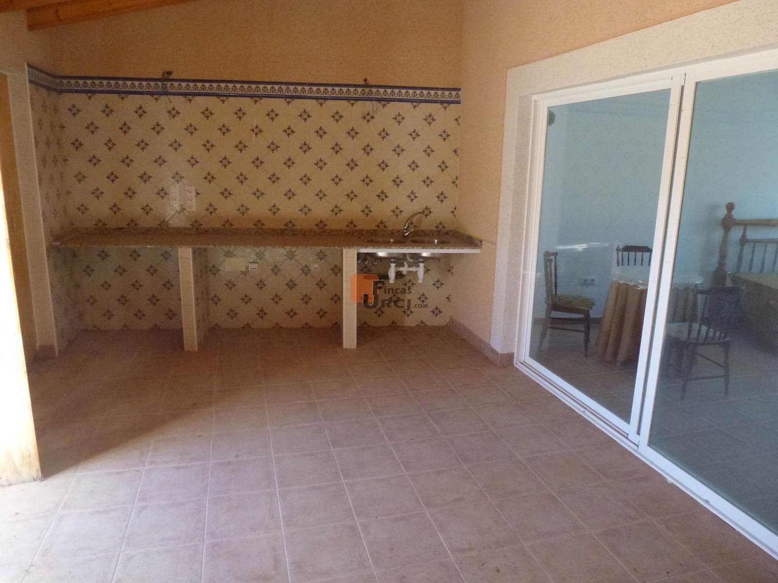 4 bedroom Finca/Country House for sale in Aguilas with garage - € 159,000 (Ref: 9650015)