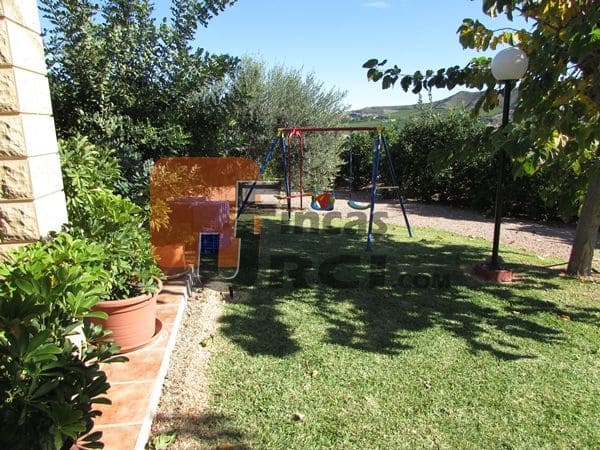 3 bedroom Finca/Country House for sale in Aguilas - € 425,000 (Ref: 9650032)