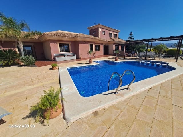5 bedroom Finca/Country House for sale in Las Majadas - Las Molinetas - Labradorcico, Aguilas with pool garage - € 880,000 (Ref: 9650034)