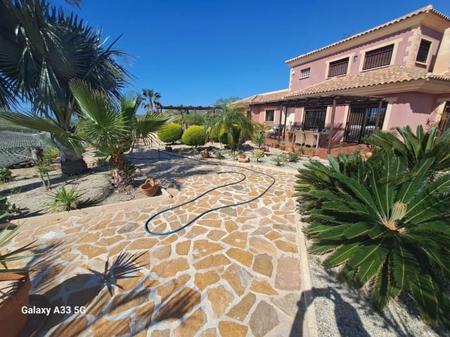5 bedroom Finca/Country House for sale in Las Majadas - Las Molinetas - Labradorcico, Aguilas with pool garage - € 880,000 (Ref: 9650034)