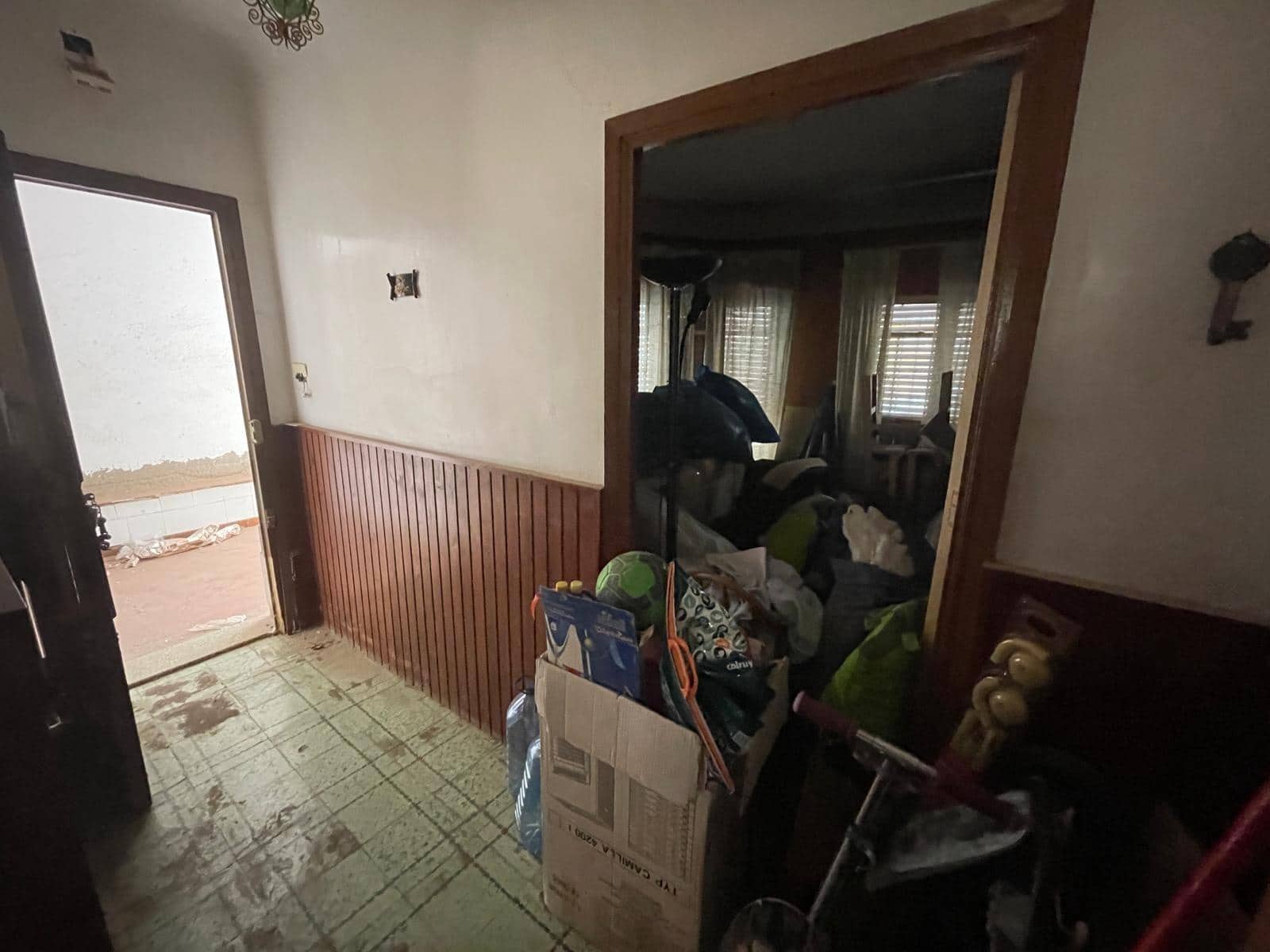 5 bedroom Villa for sale in Aguilas - € 185,000 (Ref: 9650037)