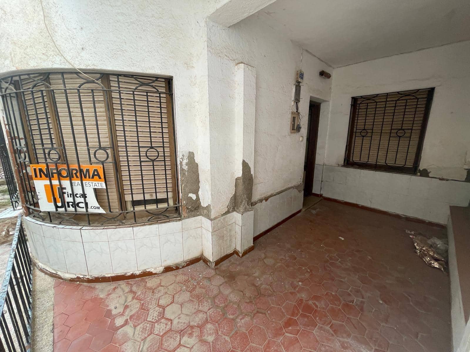 5 bedroom Villa for sale in Aguilas - € 185,000 (Ref: 9650037)