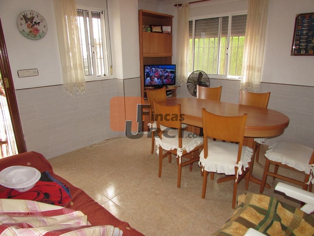 6 bedroom Flat for sale in Calabardina - € 310,000 (Ref: 9650064)