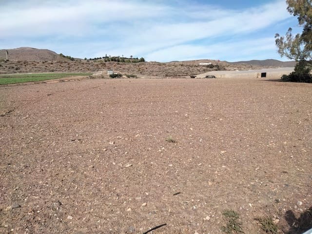 Mark till salu i Aguilas - 480 000 € (Ref: 9650065)