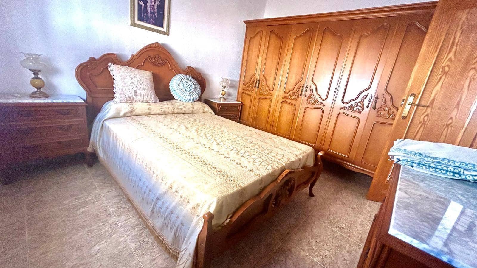 7 makuuhuone Paritalo myytävänä paikassa Aguilas mukana 
autotalli - 360 000 € (Ref: 9650074)