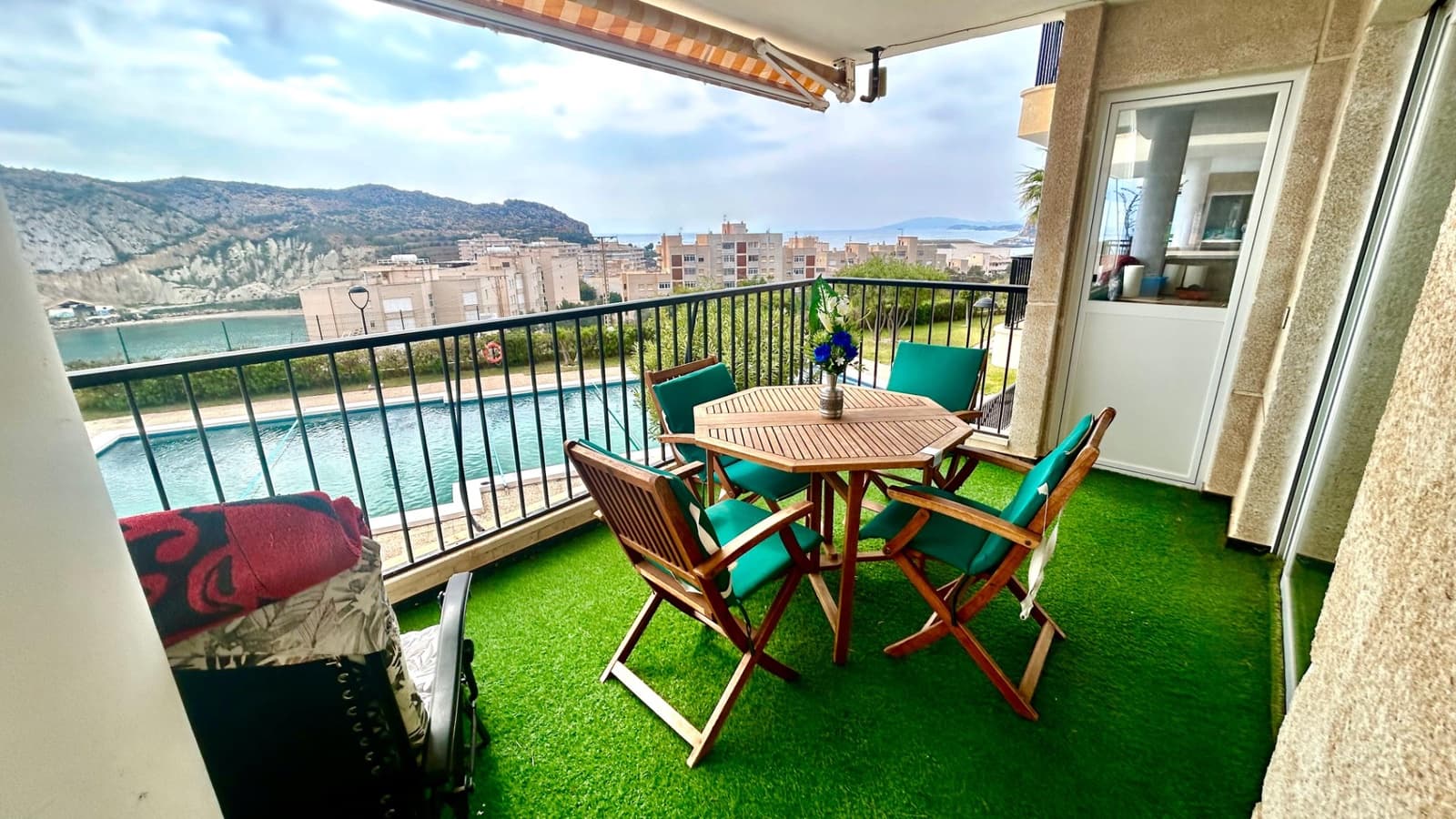 4 makuuhuone Asunto myytävänä paikassa Aguilas mukana uima-altaan 
autotalli - 385 000 € (Ref: 9679823)