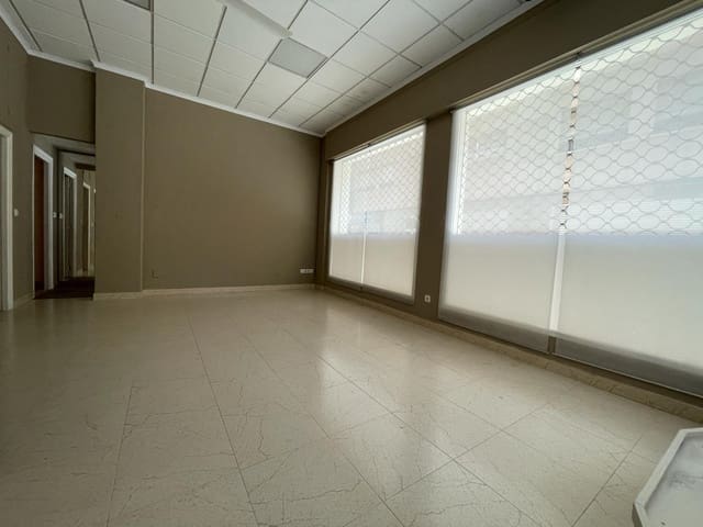 3 camera da letto Commerciale da affittare in Aguilas - 600 € (Rif: 9701597)