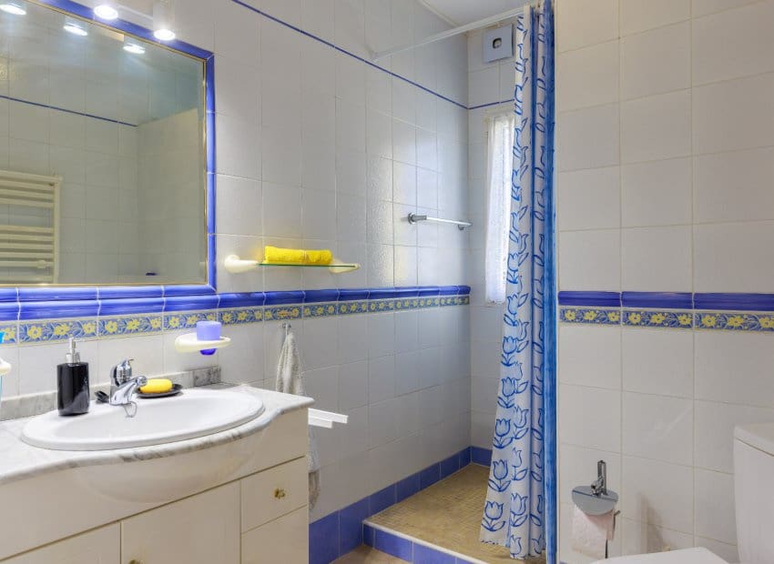 3 bedroom Villa for sale in Villamartin with pool garage - € 374,900 (Ref: 10051965)