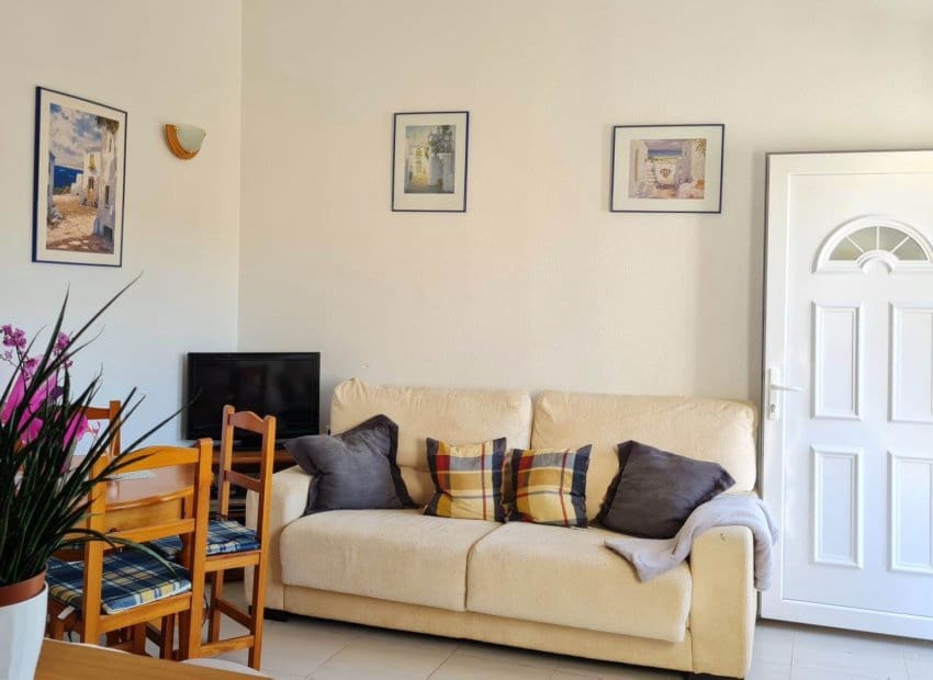 2 quarto Penthouse para venda em Campoamor com piscina - 129 950 € (Ref: 10101000)