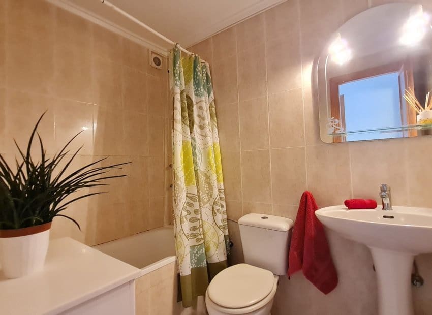 2 quarto Penthouse para venda em Campoamor com piscina - 129 950 € (Ref: 10101000)