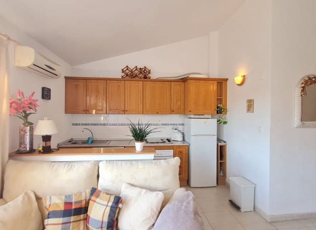 2 quarto Penthouse para venda em Campoamor, Orihuela com piscina - 129 950 € (Ref: 10101000)