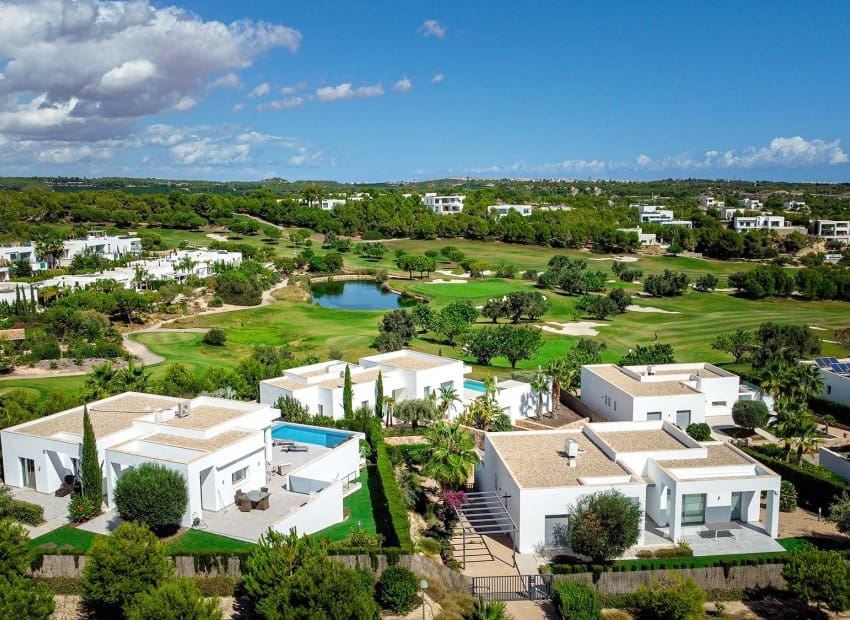3 soverom Villa til salgs i Las Colinas Golf med svømmebasseng garasje - € 1 090 000 (Ref: 10111019)