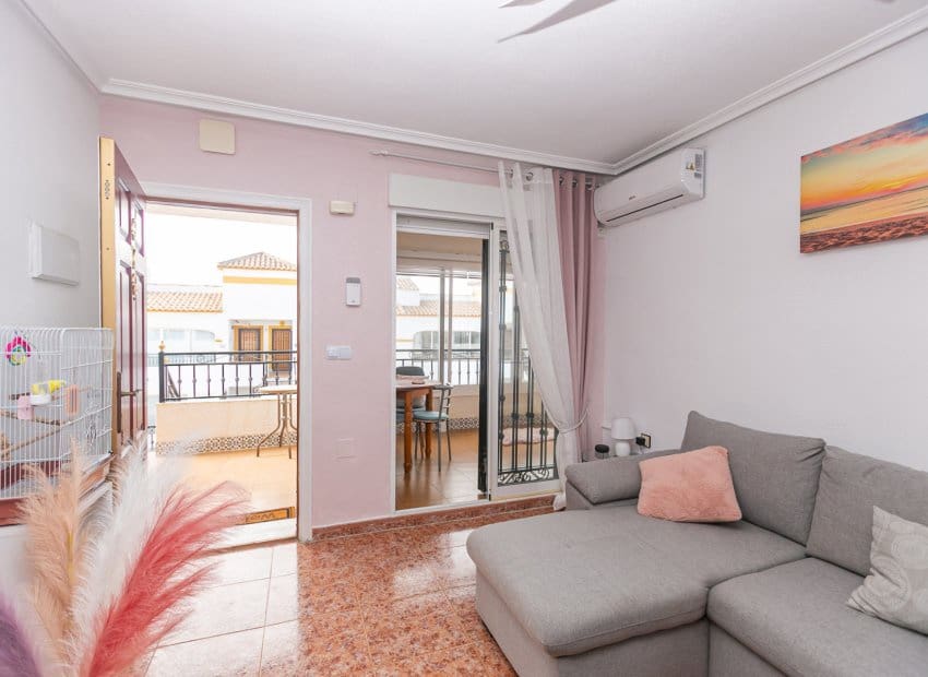 2 sovrum Takvåning till salu i Vistabella med pool - 129 999 € (Ref: 10131894)