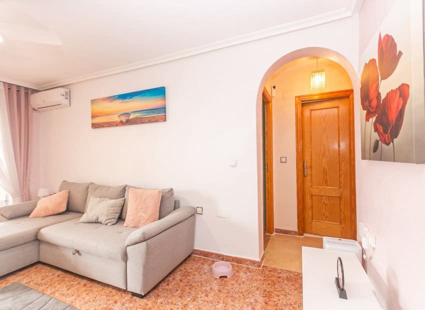 2 sovrum Takvåning till salu i Vistabella med pool - 129 999 € (Ref: 10131894)