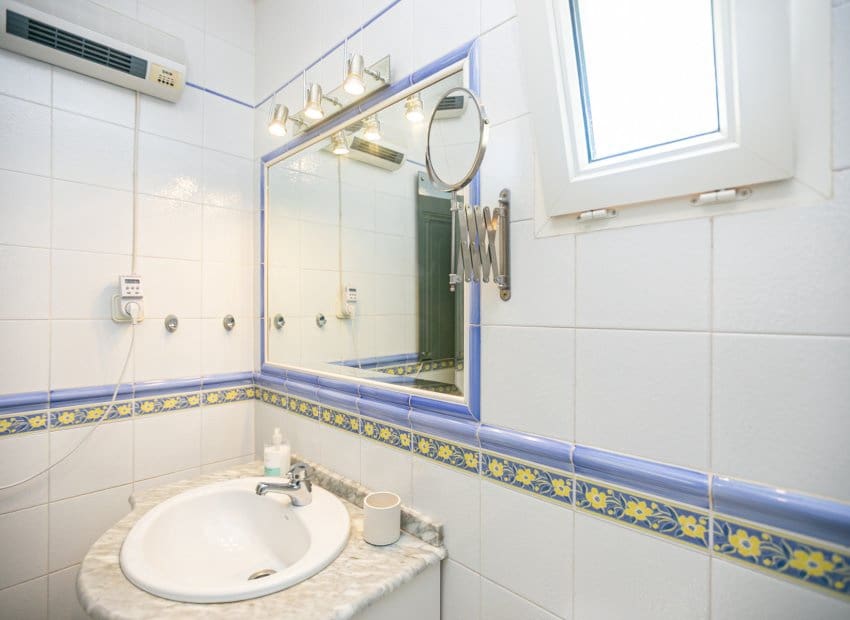 2 makuuhuone Kattohuoneisto myytävänä paikassa Playa Flamenca mukana uima-altaan - 239 000 € (Ref: 10131897)