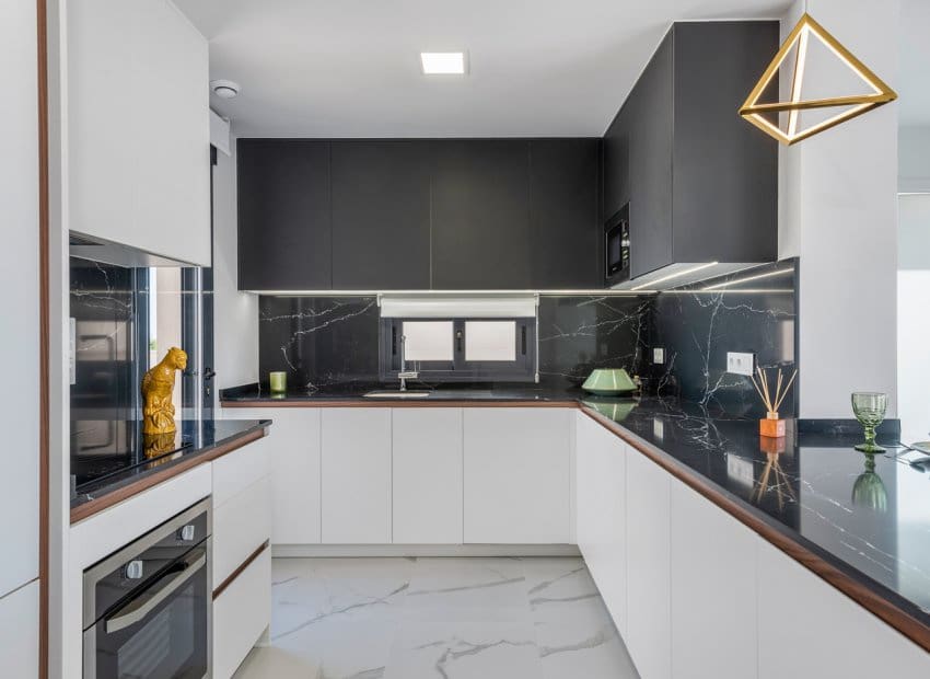 3 soveværelse Lejlighed til salg i San Miguel de Salinas med swimmingpool - € 399.000 (Ref: 10131910)