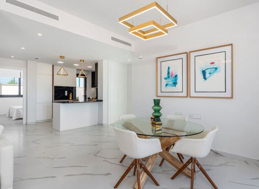 3 soveværelse Lejlighed til salg i San Miguel de Salinas med swimmingpool - € 399.000 (Ref: 10131910)