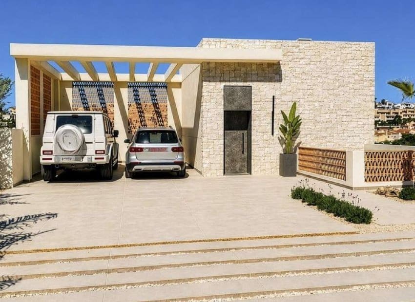 4 Zimmer Villa zu verkaufen in La Marina mit Pool Garage - 1.497.750 € (Ref: 10131911)
