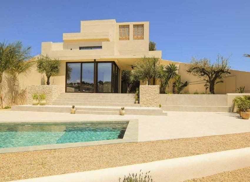 4 Zimmer Villa zu verkaufen in La Marina mit Pool Garage - 1.497.750 € (Ref: 10131911)