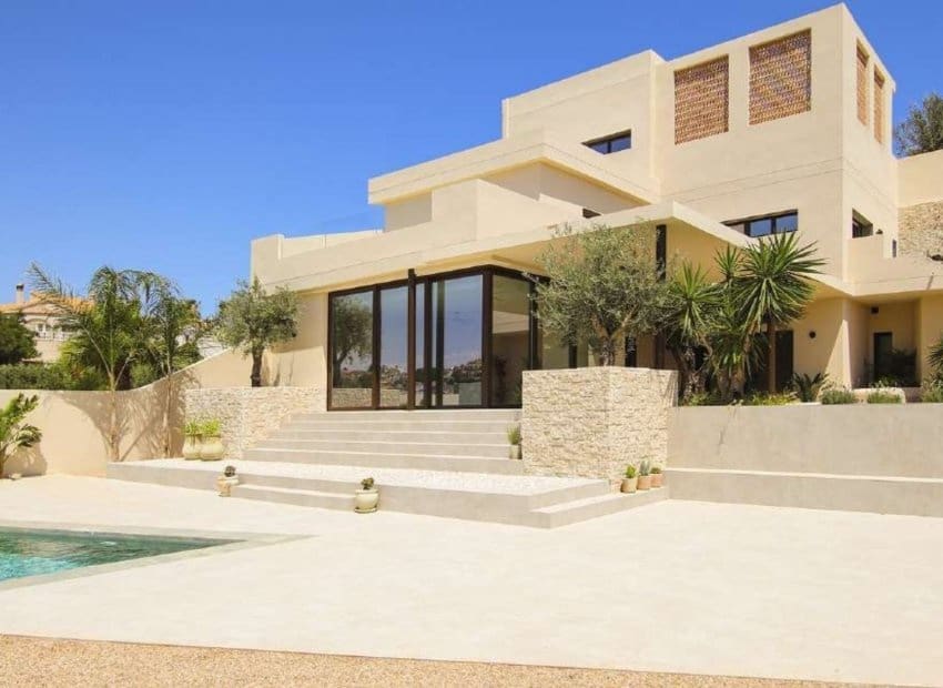4 Zimmer Villa zu verkaufen in La Marina mit Pool Garage - 1.497.750 € (Ref: 10131911)