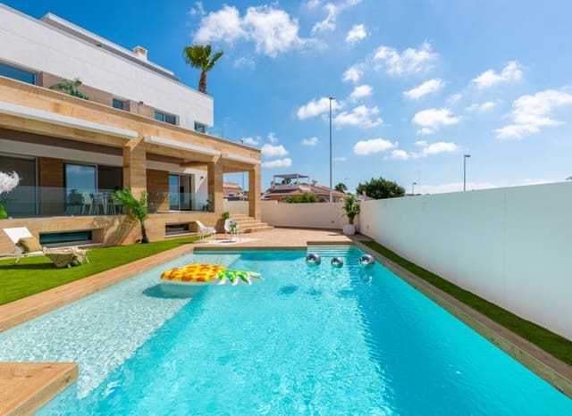 4 soveværelse Villa til salg i Ciudad Quesada, Rojales med swimmingpool garage - € 988.505 (Ref: 10131923)