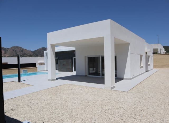 3 Zimmer Haus zu verkaufen in La Romana mit Pool - 375.000 € (Ref: 10131924)