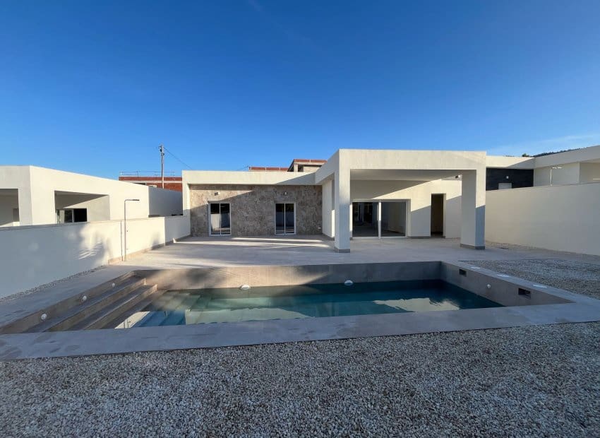 3 Zimmer Haus zu verkaufen in La Romana mit Pool - 375.000 € (Ref: 10131924)
