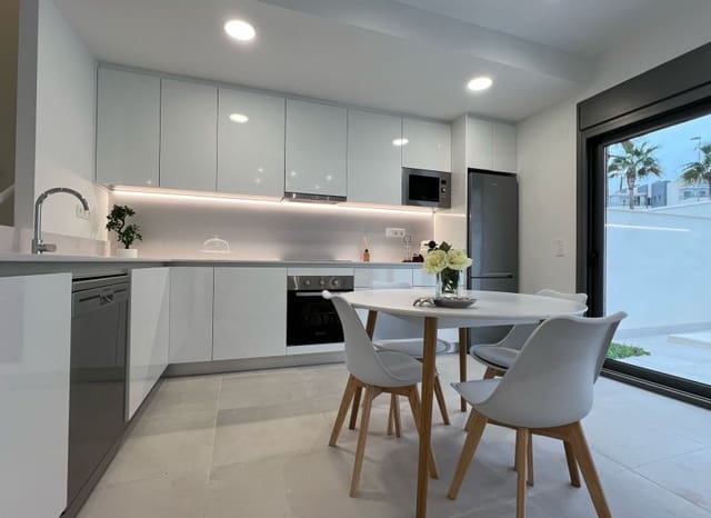 3 sovrum Villa till salu i Villamartin, Orihuela - 549 900 € (Ref: 10131930)