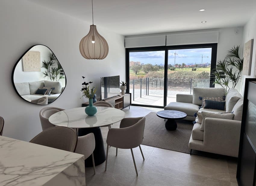 3 soverom Leilighet til salgs i Los Alcazares med svømmebasseng garasje - € 379 000 (Ref: 10131931)