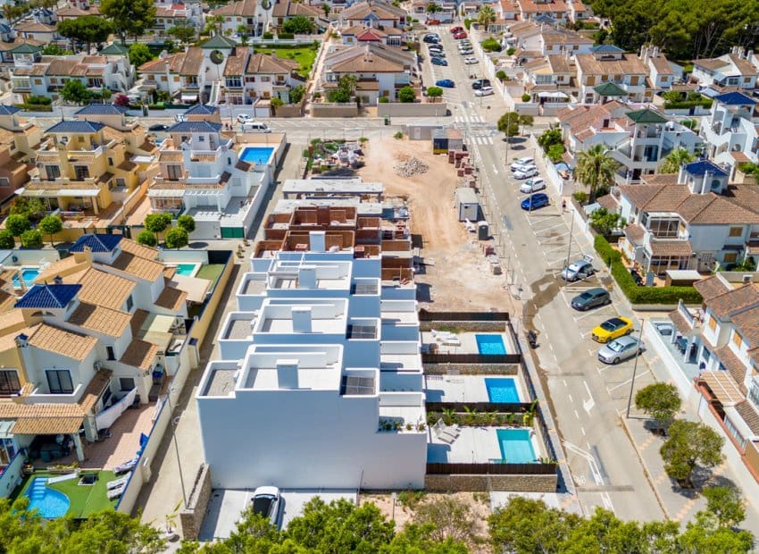 4 slaapkamer Villa te koop in Pilar de la Horadada met zwembad - € 729.900 (Ref: 10131933)