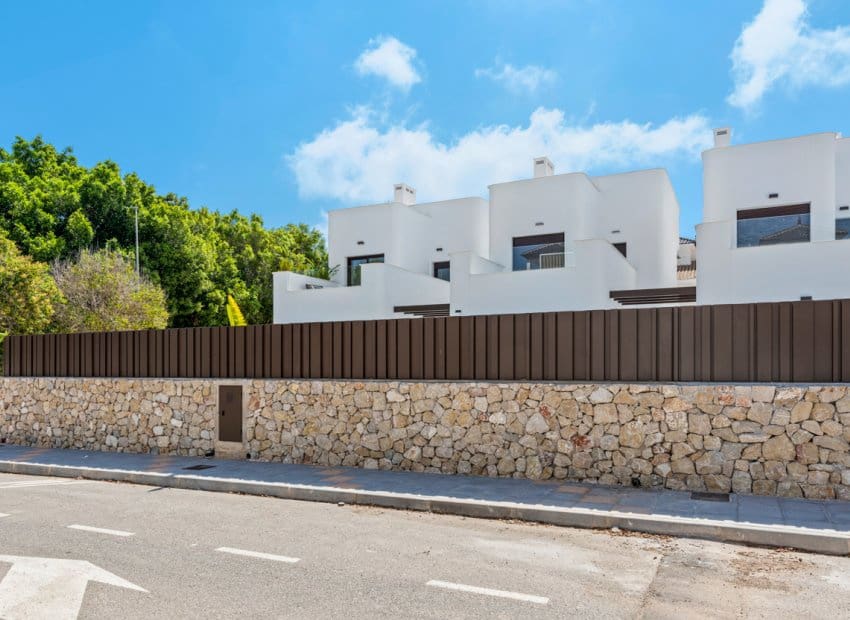 4 slaapkamer Villa te koop in Pilar de la Horadada met zwembad - € 729.900 (Ref: 10131933)