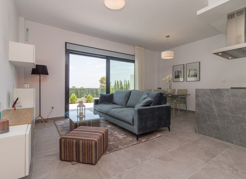3 soveværelse Lejlighed til salg i Torrevieja med swimmingpool - € 350.000 (Ref: 10131946)