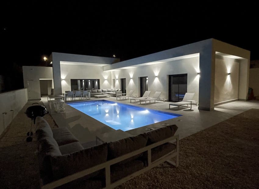 3 camera da letto Villa in vendita in La Romana con piscina - 390.000 € (Rif: 10131950)