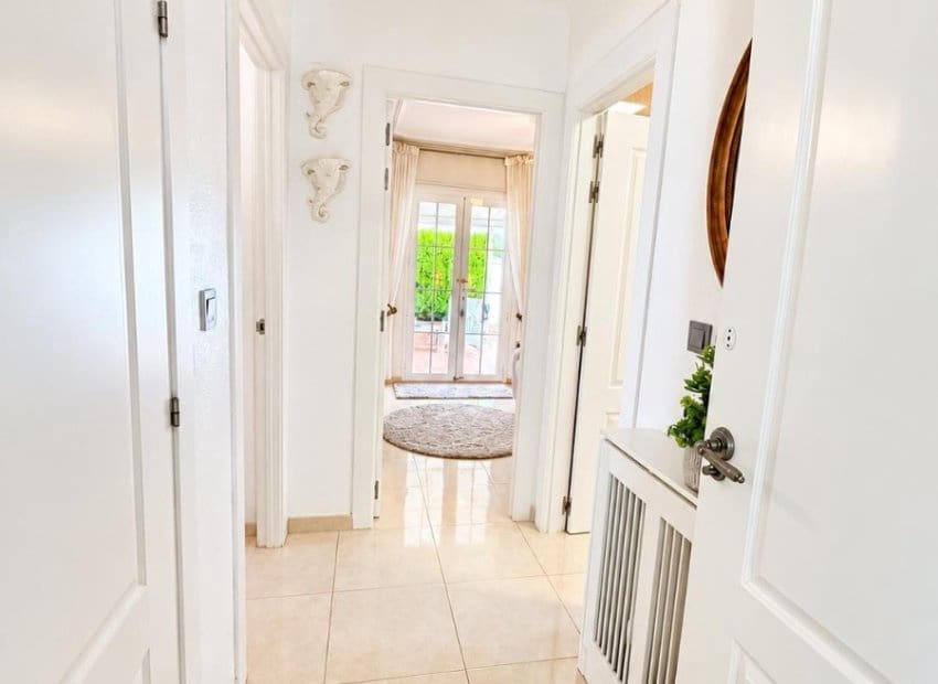 3 soveværelse Villa til salg i Orihuela Costa med swimmingpool - € 479.995 (Ref: 10131958)