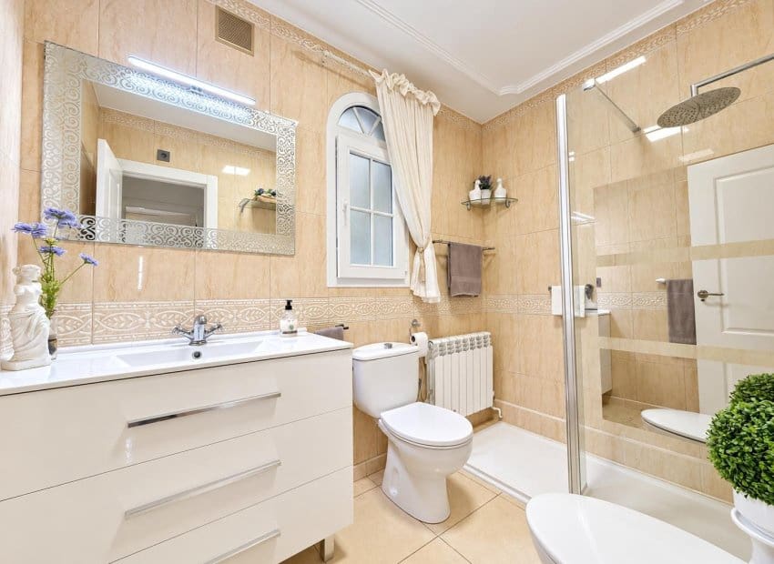 3 soveværelse Villa til salg i Orihuela Costa med swimmingpool - € 479.995 (Ref: 10131958)