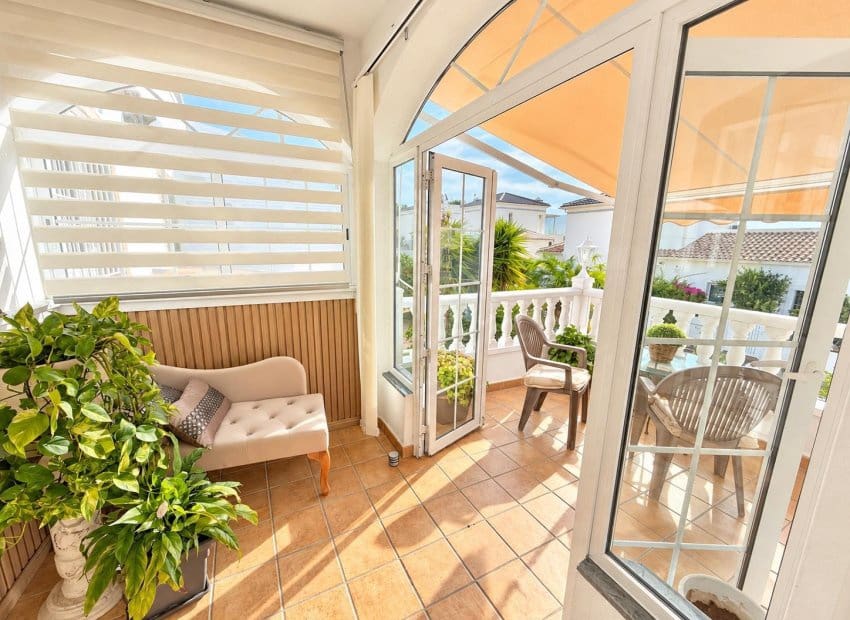 3 soveværelse Villa til salg i Orihuela Costa med swimmingpool - € 479.995 (Ref: 10131958)