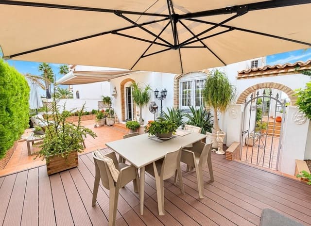 Chalet de 3 habitaciones en Lomas de Cabo Roig - Los Dolses, Orihuela en venta con piscina - 479.995 € (Ref: 10131958)