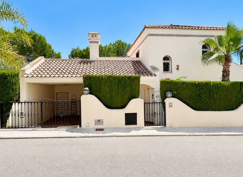 5 slaapkamer Villa te koop in Las Ramblas Golf met zwembad - € 639.000 (Ref: 10131959)