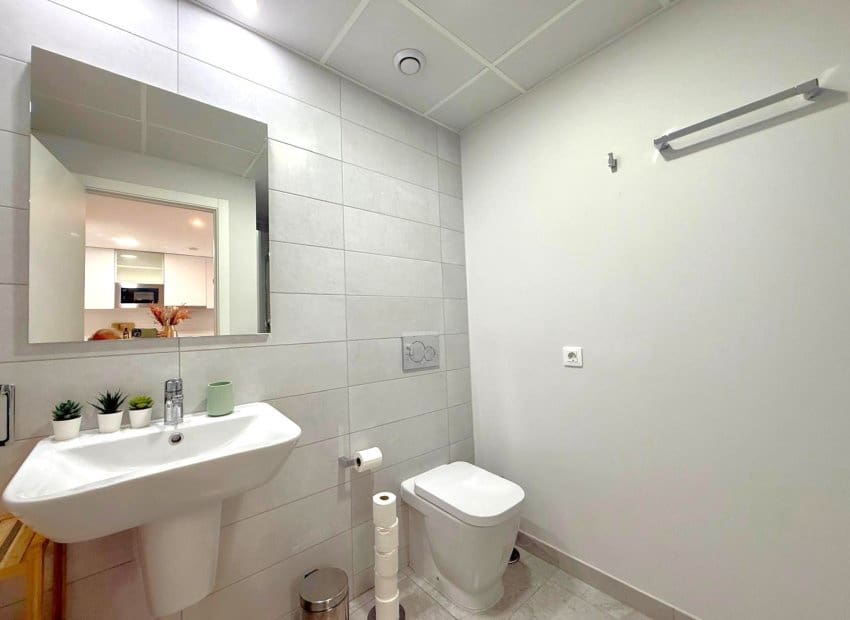 2 soverom Leilighet til salgs i Villamartin med svømmebasseng garasje - € 249 000 (Ref: 10131960)