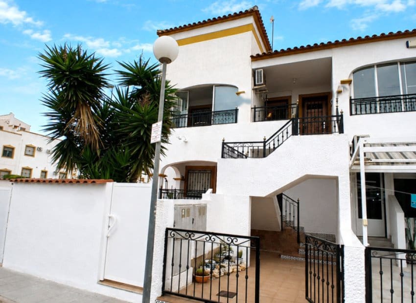2 sovrum Takvåning till salu i Vistabella med pool - 139 950 € (Ref: 10131963)