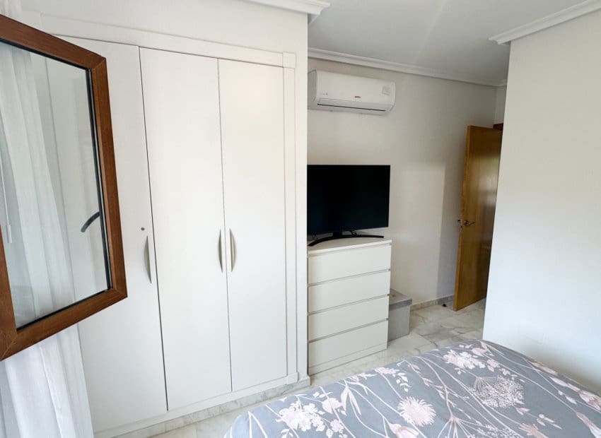 2 bedroom Townhouse for sale in Algorfa with pool garage - € 239,950 (Ref: 10131967)