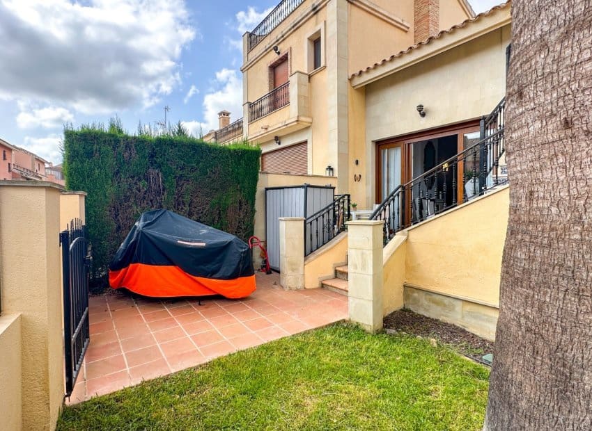 2 bedroom Townhouse for sale in Algorfa with pool garage - € 239,950 (Ref: 10131967)