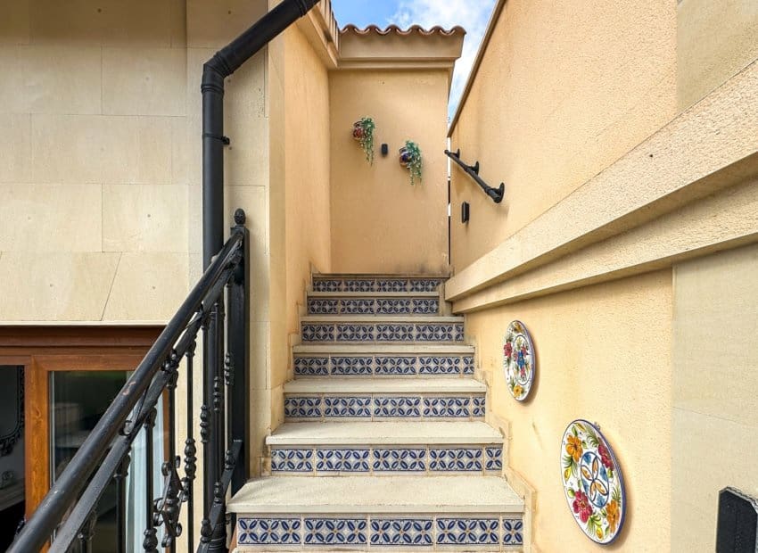 2 bedroom Townhouse for sale in Algorfa with pool garage - € 239,950 (Ref: 10131967)