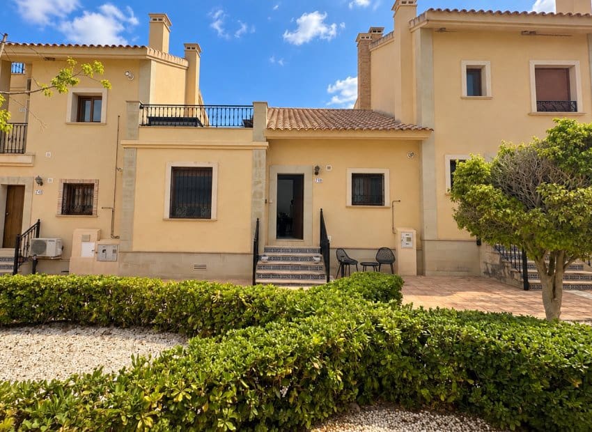 2 bedroom Townhouse for sale in Algorfa with pool garage - € 239,950 (Ref: 10131967)