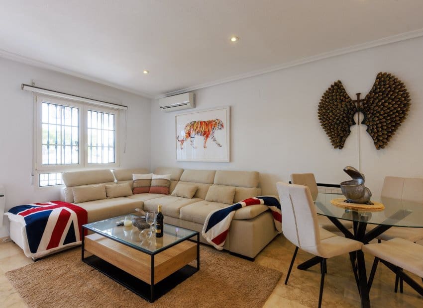 2 soverom Hus til salgs i Los Dolses med svømmebasseng garasje - € 265 000 (Ref: 10140145)