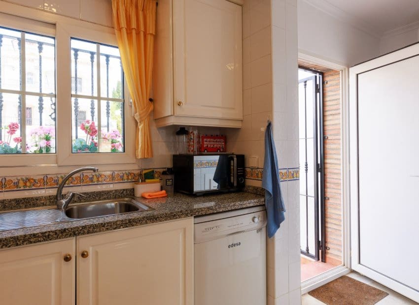 2 soverom Hus til salgs i Los Dolses med svømmebasseng garasje - € 265 000 (Ref: 10140145)
