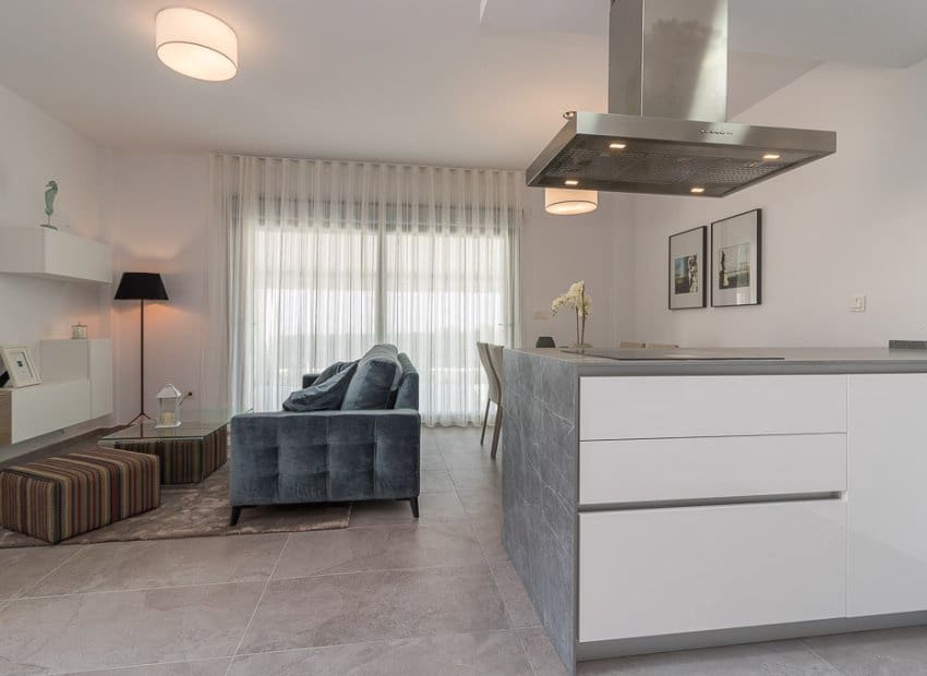 3 bedroom Apartment for sale in Torrevieja with pool - € 330,000 (Ref: 10162004)
