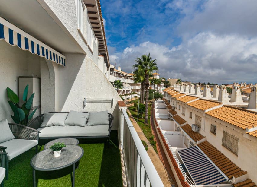 3 sovrum Lägenhet till salu i Cabo Roig med pool - 359 000 € (Ref: 10162005)
