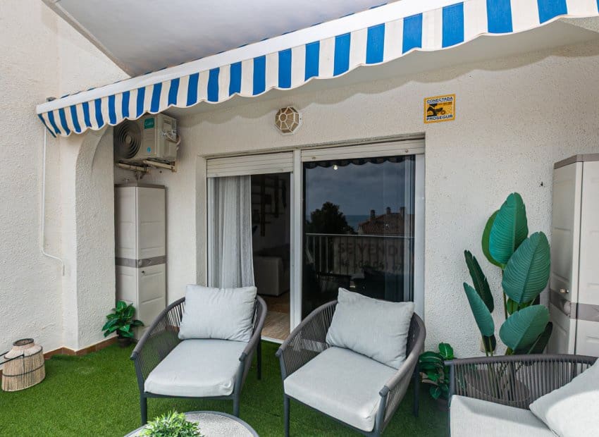 3 sovrum Lägenhet till salu i Cabo Roig med pool - 359 000 € (Ref: 10162005)